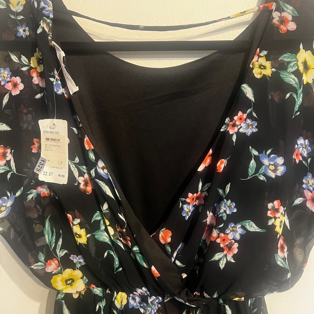 Lush Black Floral Mini Dress with Open Back - Picture 4 of 7